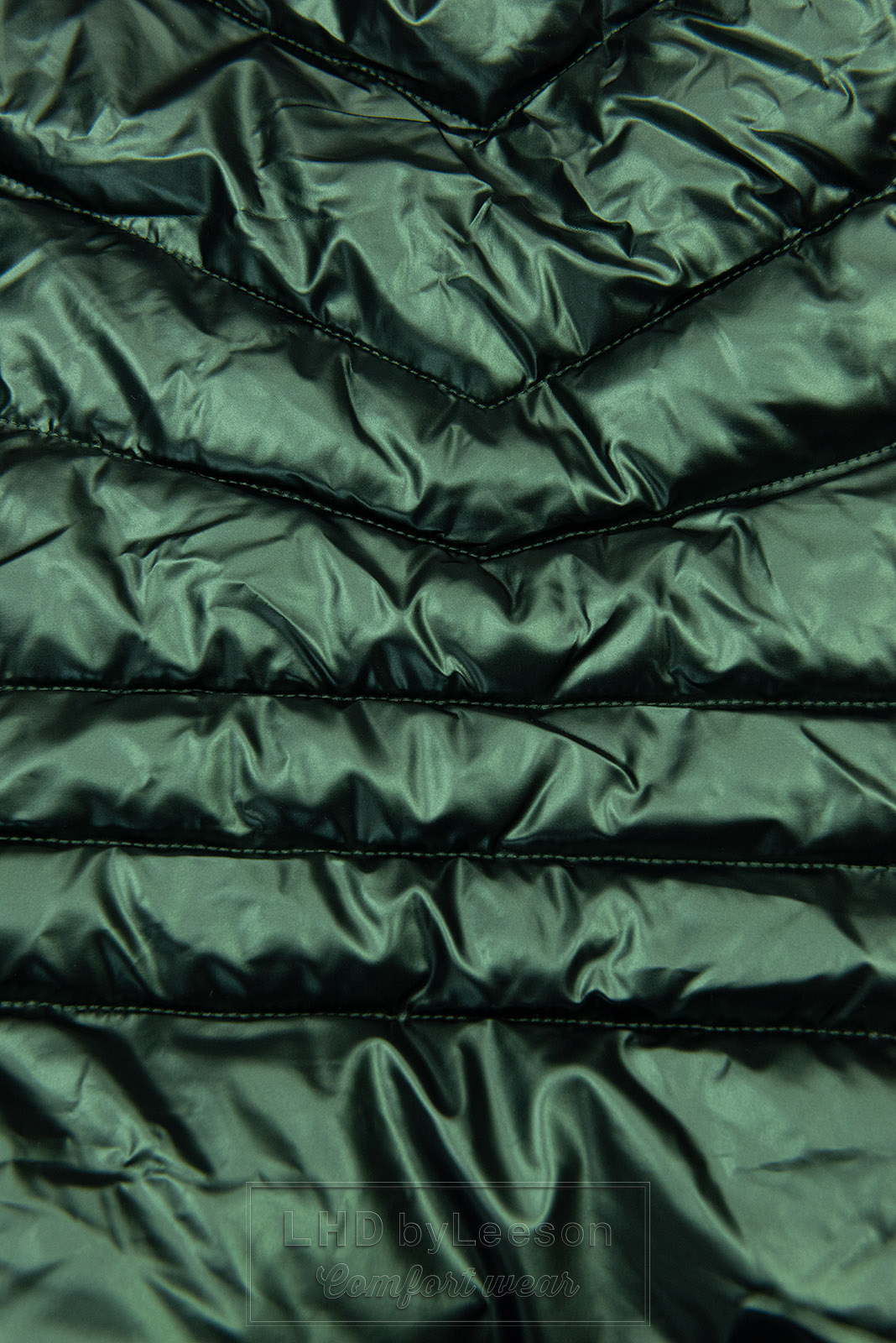 Szmaragdowo-zielona błyszcząca kurtka zimowa z odpinanym futerkiem