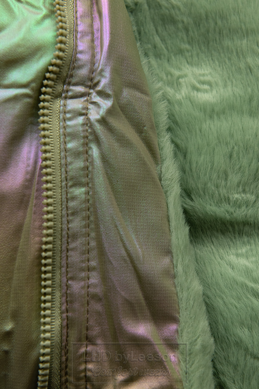 Perłowo-zielona zimowa kurtka