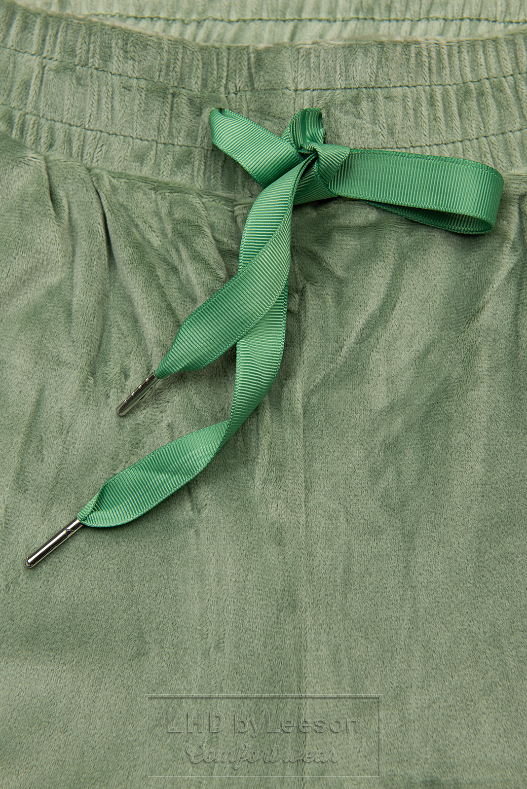 Zielone aksamitne spodnie dresowe