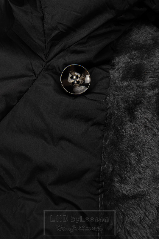 Czarna pikowana kurtka zimowa z wysokim kołnierzem