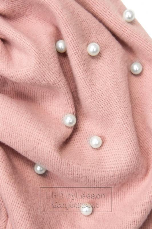 Różowa elegancka sukienka z perełkami