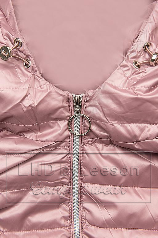 Różowa pikowana kurtka na wiosnę z kapturem