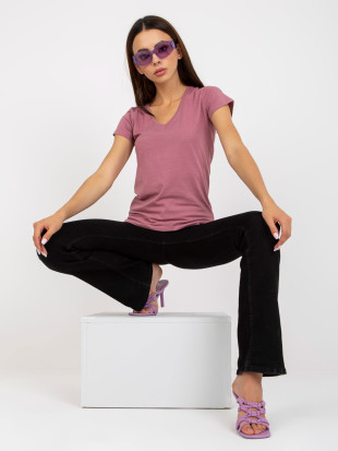 Różowy bawełniany basic t-shirt z dekoltem w serek