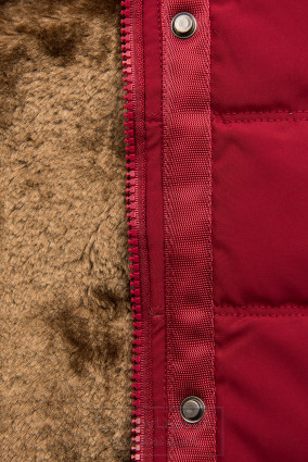 Czerwona kurtka zimowa z pluszem i futerkiem