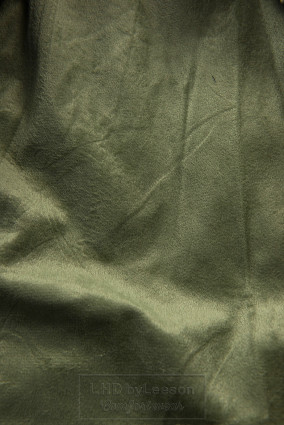 Oliwkowo-zielona zimowa kurtka z bardzo wysokim kołnierzem