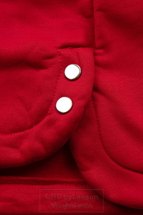 Czerwona bluza z  szarym trykotowym kapturem