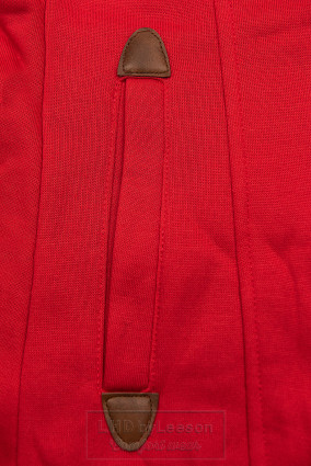 Czerwona bluza z wyprofilowaną talią