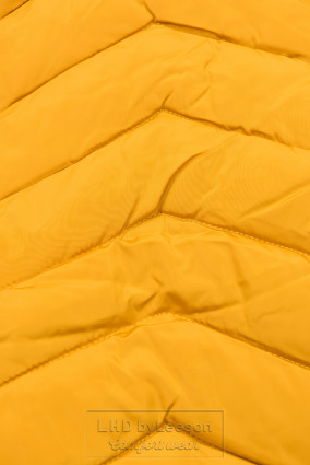 Żółta pikowana kurtka zimowa ze sztucznym futerkiem