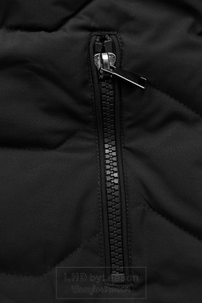 Czarna pikowana kurtka z kapturem i futerkiem