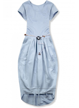 Pastelowo-niebieska midi sukienka w stylu basic