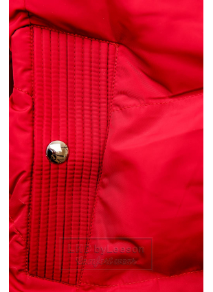 Czerwona kurtka z czarną lamówką