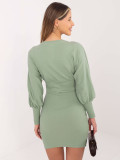 Pistacjowa prążkowana sukienka basic Leticia RUE PARIS
