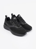 Lekkie czarne buty sportowe