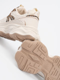 Sneakersy na grubej podeszwie w panterkę