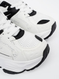 Sneakersy na grubej podeszwie białe