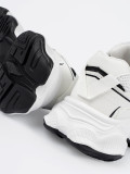 Sneakersy na grubej podeszwie białe