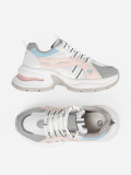 Pastelowe buty sportowe na platformie