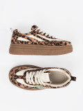 Damskie sneakersy w panterkę