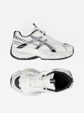 Biało-czarne wygodne sneakersy z siatką