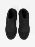 Czarne sportowe buty slip-on z siateczkową cholewką