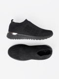 Czarne sportowe buty slip-on z siateczkową cholewką