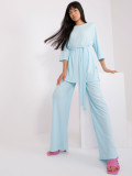 Jasnoniebieski komplet casualowy z bluzką oversize