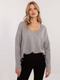 Elegancki szary sweter z aplikacją