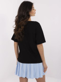 Stylowe czarne t-shirt z nadrukiem