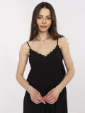 Elegancki czarny top z koronką
