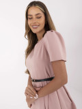 Elegancka midi sukienka w ciemnoróżowym