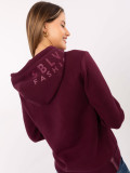 Stylowa czerwona bluza z kapturem