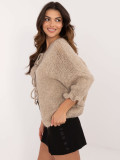 Stylowy beżowy sweter z 3/4 rękawami