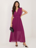 Rozkloszowana fioletowa sukienka midi z paskiem