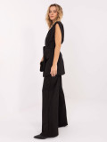Elegancka czarna kamizelka w paski z paskiem