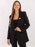 Elegancka czarna marynarka z podszewką i broszką