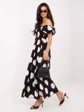 Czarna sukienka maxi w grochy z hiszpańskim dekoltem