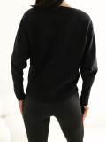 Elegancki czarny sweter z koronką