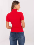 Elegancki czerwony sweter z golfem