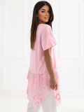 Różowa bawełniana bluzka z falbaną i haftem