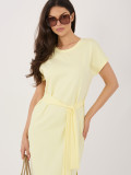 Jasnożółta bawełniana sukienka letnia z paskiem