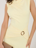 Elegancka żółta sukienka midi z dekoltem wodą