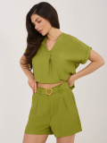 Damskie oliwkowe szorty z paskiem