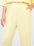 Żółte szerokie spodnie dresowe