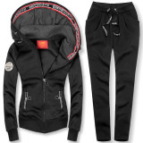 Czarny komplet dresowy na zamek