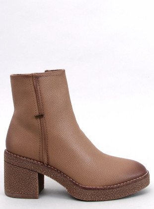 Botki na kauczukowym obcasie brązowe