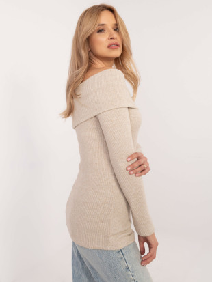 Elegancki beżowy sweter z długim rękawem