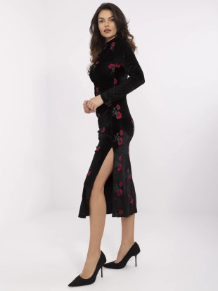 Elegancka midi sukienka z długim rękawem