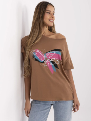 Stylowe t-shirt z aplikacją w jasnym beżu