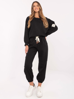 Stylowy czarny komplet