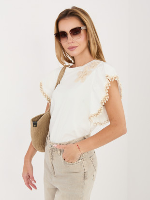 Biała bluzka z aplikacją